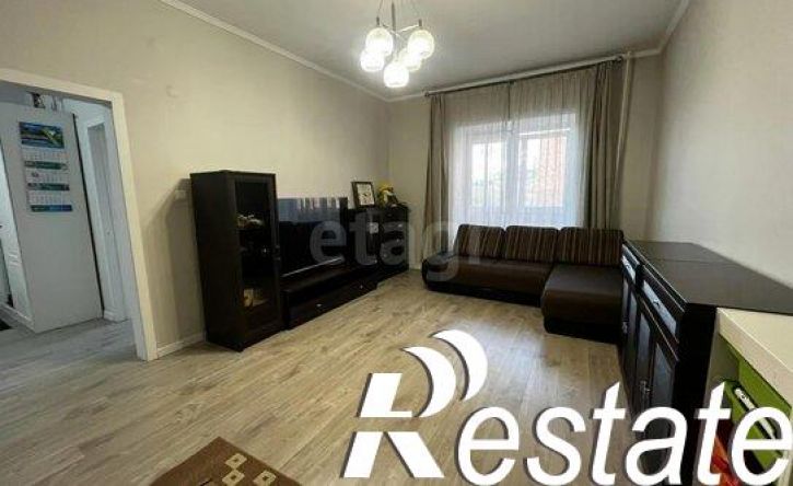 4-комн квартира улица Трубачеева, 8В,  д. 8В