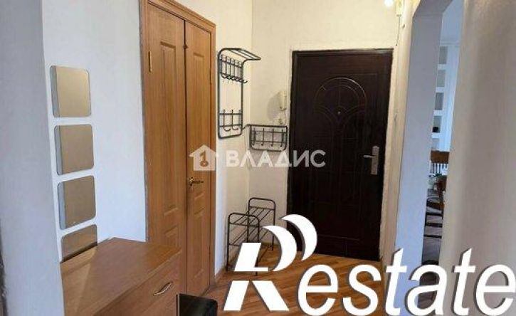 3-комн квартира проспект Строителей, 54,  д. 54
