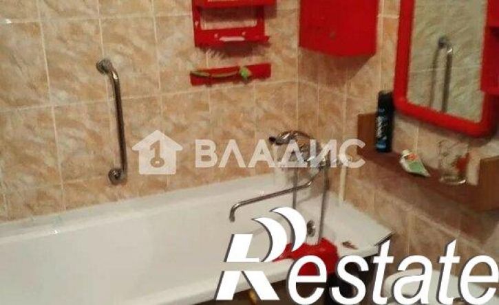 2-комн квартира Комсомольская улица, 40,  д. 40