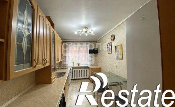 4-комн квартира улица Ермаковского, 39,  д. 39