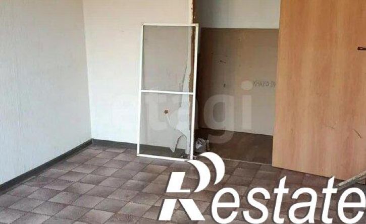 3-комн квартира улица Камова, 18,  д. 18