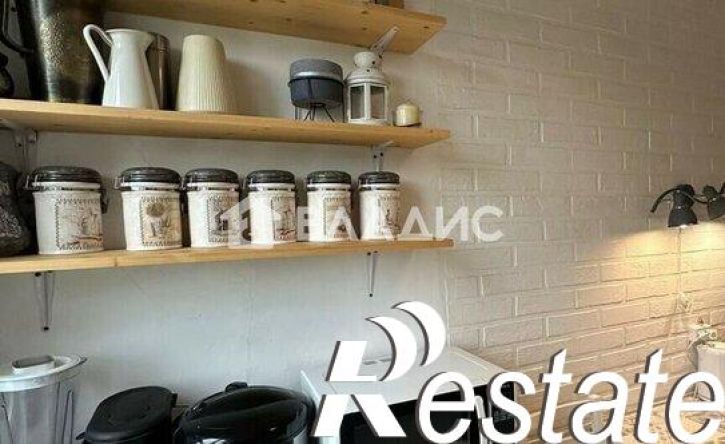 3-комн квартира ул Пугачева, 27,  д. 27