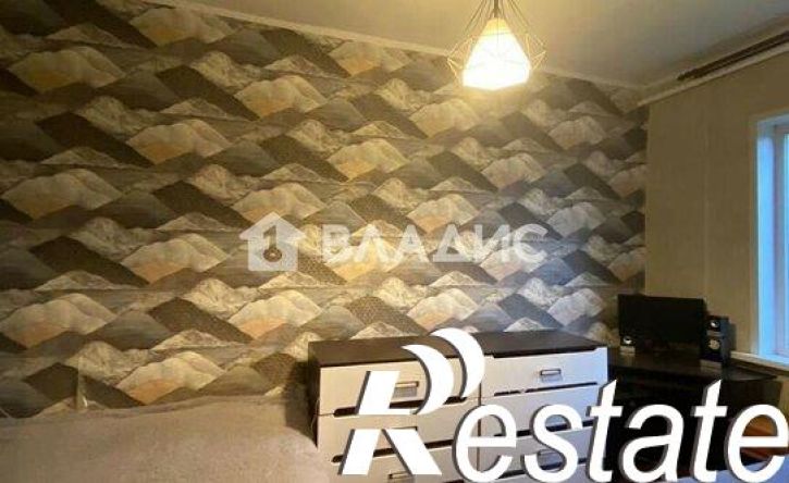 3-комн квартира ул Пугачева, 27,  д. 27