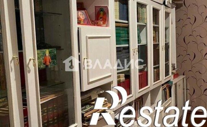 3-комн квартира ул Пугачева, 27,  д. 27