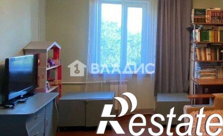3-комн квартира ул Пугачева, 27,  д. 27