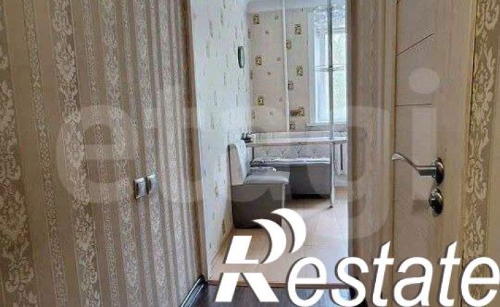 3-комн квартира улица Гарнаева, 20,  д. 20