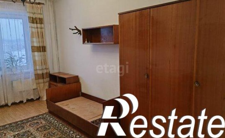 3-комн квартира улица Пирогова, 10,  д. 10