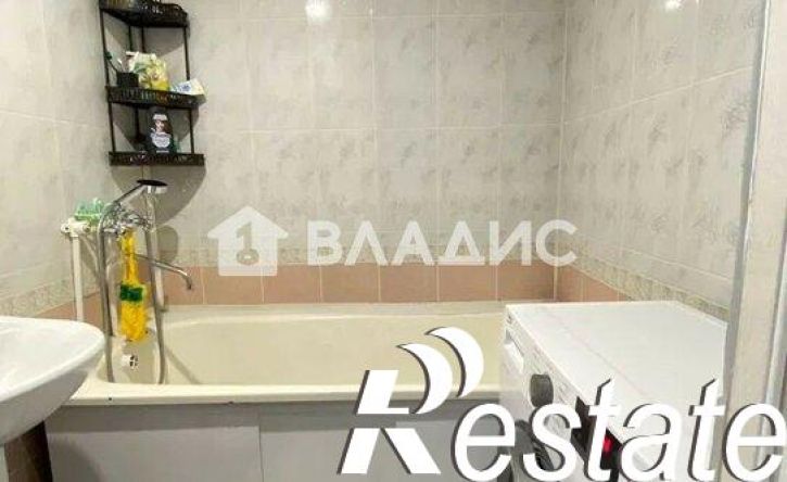 3-комн квартира улица Воровского, 27,  д. 27
