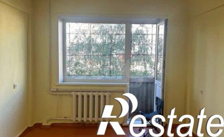 2-комн квартира улица Сенчихина, 20,  д. 20