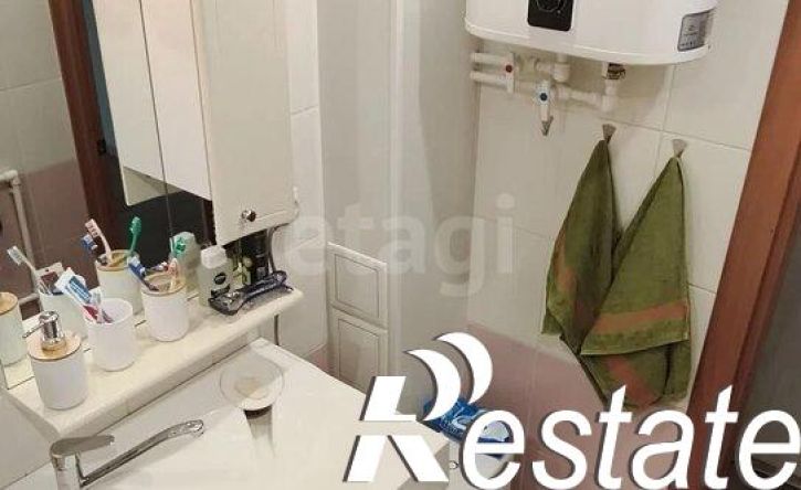 3-комн квартира улица Гагарина, 49,  д. 49